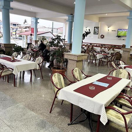 Restaurant & Apartments Jug ストモレ エクステリア 写真